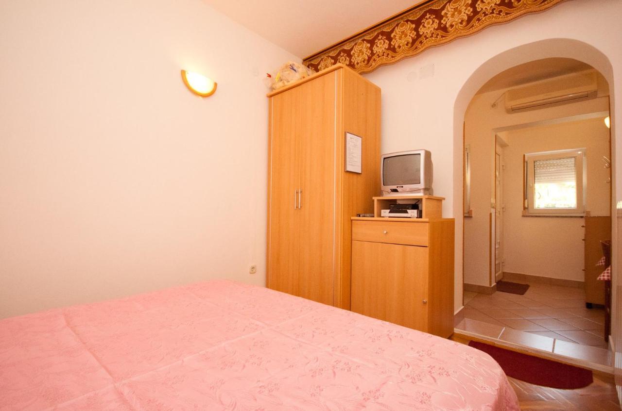 Apartment Anica Baska  Ngoại thất bức ảnh