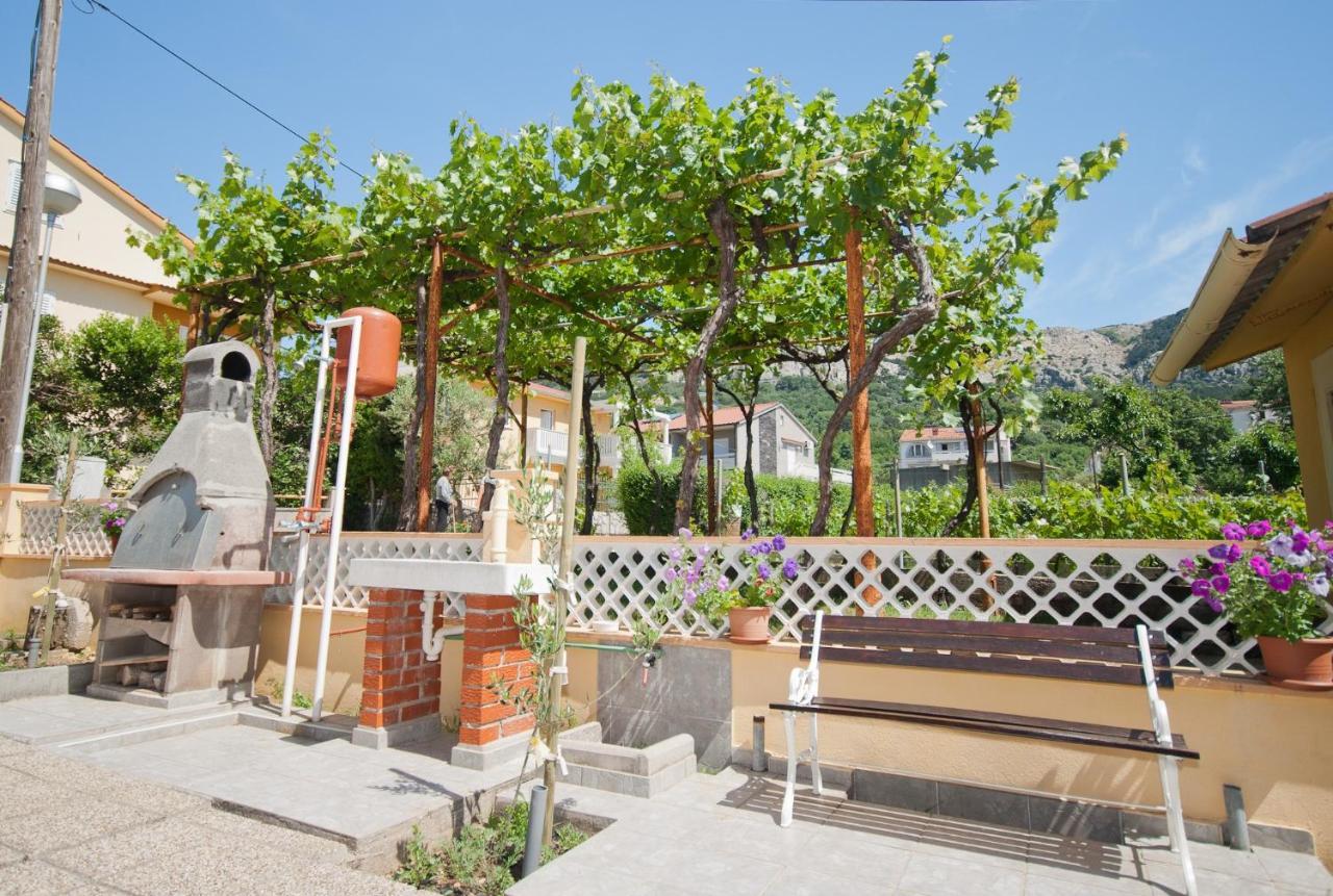 Apartment Anica Baska  Ngoại thất bức ảnh