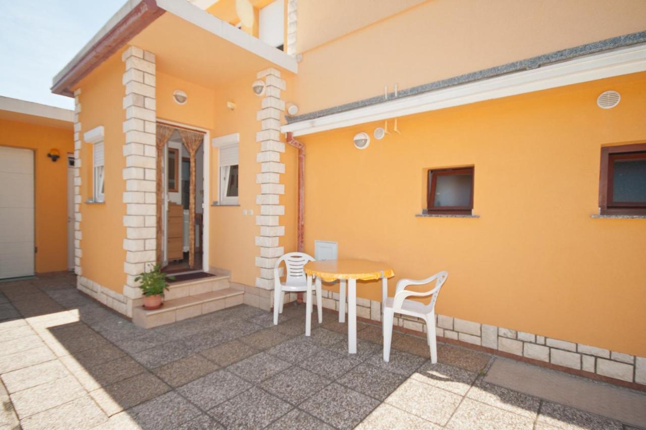Apartment Anica Baska  Ngoại thất bức ảnh